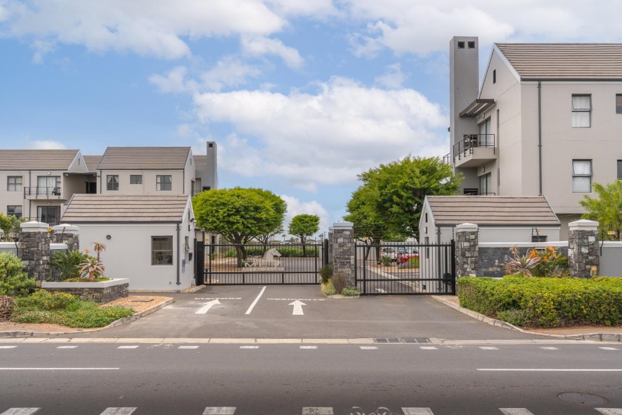2 Bedroom Property for Sale in Royal Ascot Western Cape